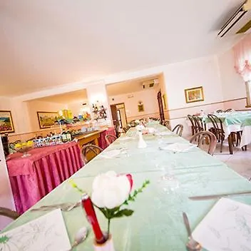 Rosa Hotel
