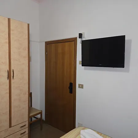 Rosa 3* Гаттео-а-Маре