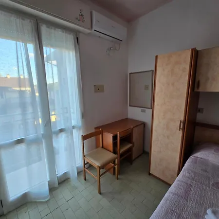 Hotel Rosa 3*