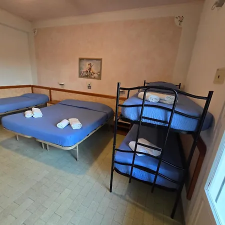 Hotel Rosa 3*