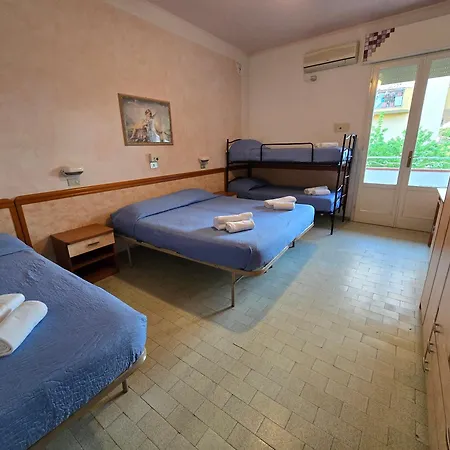 Rosa Hotel 3*